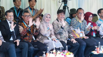 Ribuan Warga Padati Festival Asia Afrika, Bandung Semakin Mendunia